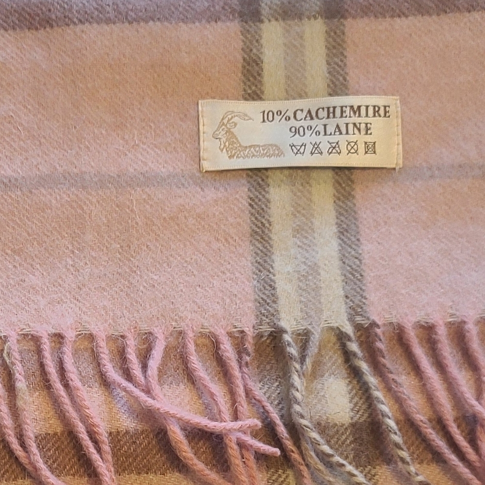 Wool and cashmere scarf
